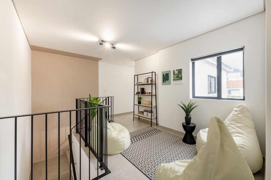 6 Bedroom Property for Sale in Observatory Western Cape